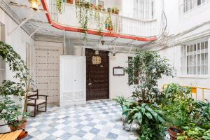 The facade or entrance of La Herencia del REGIDOR by Cadiz4Rentals