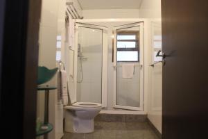 A bathroom at Hotel Monte Carlo