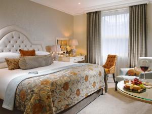 Ένα ή περισσότερα κρεβάτια σε δωμάτιο στο Imperial Hotel Cork City