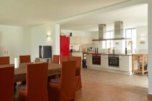 Virtuvė arba virtuvėlė apgyvendinimo įstaigoje Dreiseithof Sohra
