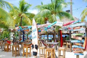 Restauracja lub miejsce do jedzenia w obiekcie Dolphin Suites & Wellness Curacao