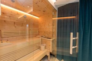 Koupelna v ubytování Alpenhotel Tauernstüberl + 37 fotografií