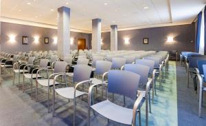 Konferenční prostory v ubytování Globales Almirante Farragut + 36 fotografií
