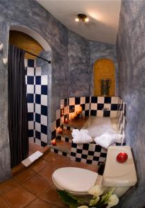 Ванная комната в Hotel Palacio de Doña Beatriz