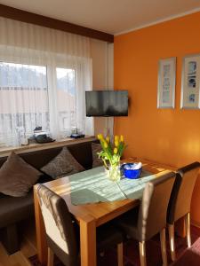A seating area at Ferienwohnung Stock Még 13 kép