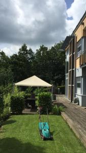 Zahrada ubytování Rhönhaus mit Kreuzbergblick