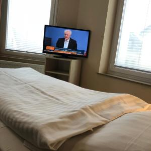 En TV eller et underholdningssystem på Hotel Select