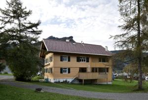 The building in which Az apartmant is located