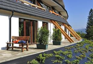 Vonkajšia záhrada v ubytovaní Butorowy Residence