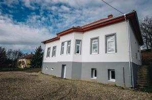 Budova, kde se penzion nachází + 11 fotografií