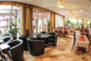 Restaurace v ubytování Hotel Járja