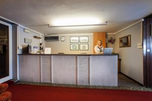 The lobby or reception area at Hotel La Giara