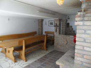 Afbeelding uit fotogalerij van Apartmani Tomičić in Malinska