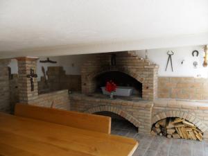 Afbeelding uit fotogalerij van Apartmani Tomičić in Malinska +48 foto's