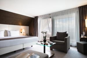 Posezení v ubytování Crans Ambassador + 28 fotografií