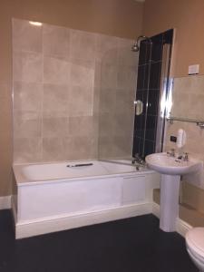 A bathroom at The Duke of Wellington Wetherspoon 