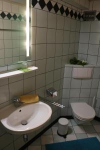 Koupelna v ubytování Ferienhaus Höll + 27 fotografií