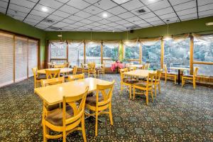 Restaurace v ubytování Quality Inn Kodiak + 37 fotografií