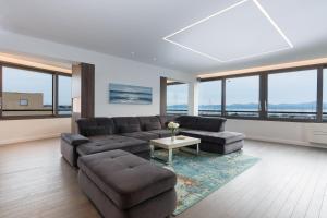Posedenie v ubytovaní Luxury Apartment Kortina