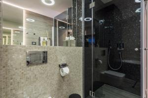 Kúpeľňa v ubytovaní Luxury Apartment Kortina