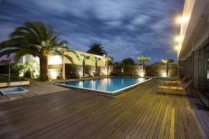 Bazén v ubytování Antillia Hotel nebo v jeho okolí