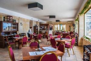 Restaurace v ubytování CapoSperone Resort