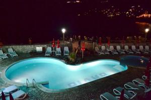 The swimming pool at or close to David apartments and rooms