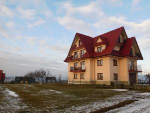 Budynek, w którym mieści się gospodarstwo agroturystyczne