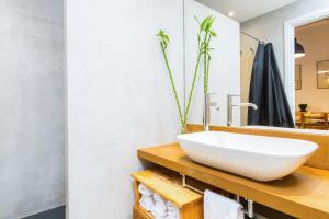 Kúpeľňa v ubytovaní Montaber Apartment - Trafalgar + 16 fotografií
