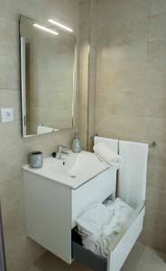 Ένα μπάνιο στο Panther Home Luxury Dreams Sevilla +63 φωτογραφίες