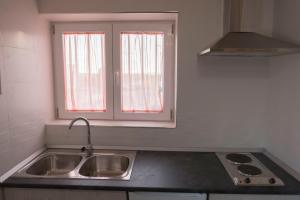 Kuchyň nebo kuchyňský kout v ubytování Vivienda Rural Alba + 4 fotografie