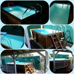 The swimming pool at or close to Gite Manmans