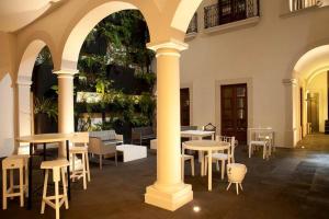 Restaurace v ubytování Del Carmen Concept Hotel Boutique by Chai