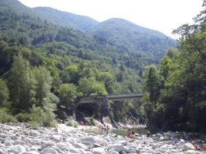 Un paisaje natural cerca of the bed and breakfast