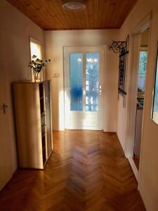 Fotografie z fotogalerie ubytování Napostó Pihenőház - Sunnylake Suites v destinaci Orfü