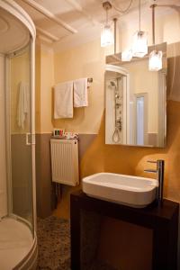 Koupelna v ubytování Amfitriti Palazzo + 37 fotografií