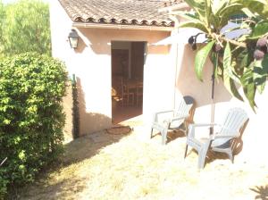 Κήπος έξω από το Grand studio