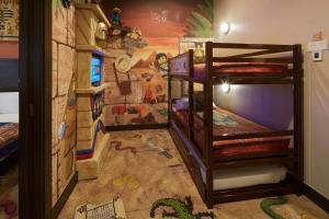 Letto o letti in una camera di Legoland Malaysia Hotel