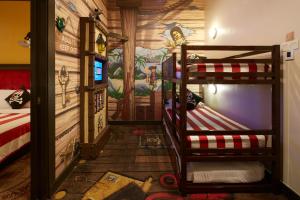 Letto o letti in una camera di Legoland Malaysia Hotel