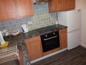 Gallery image of Paisley Central Apartment #2 in Paisley