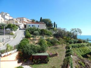 arial view of a village with trees and a road at Casa Berta, a due passi dal mare in Numana