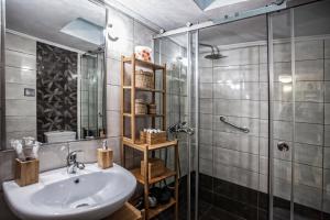 Kúpeľňa v ubytovaní Maya's Boutique Residence + 24 fotografií