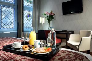 Jedzenie w hotelu lub w pobliżu