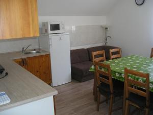 Kuchyň nebo kuchyňský kout v ubytování Apartman Svoboda