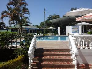 Bazén v ubytování Hotel Villa Paz nebo v jeho okolí