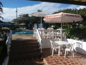 Bazén v ubytování Hotel Villa Paz nebo v jeho okolí