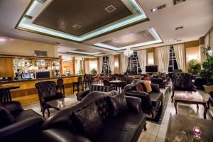 Posezení v ubytování Kouros Hotel
