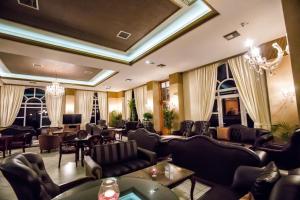 Posezení v ubytování Kouros Hotel