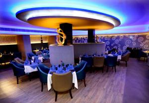 Restaurace v ubytování Swosti Grand Bhubaneswar