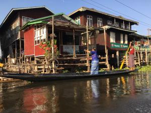 Fotografie z fotogalerie ubytování Song of Travel Hostel v destinaci Nyaung Shwe